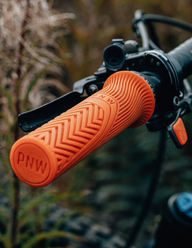 LOAM GRIPS