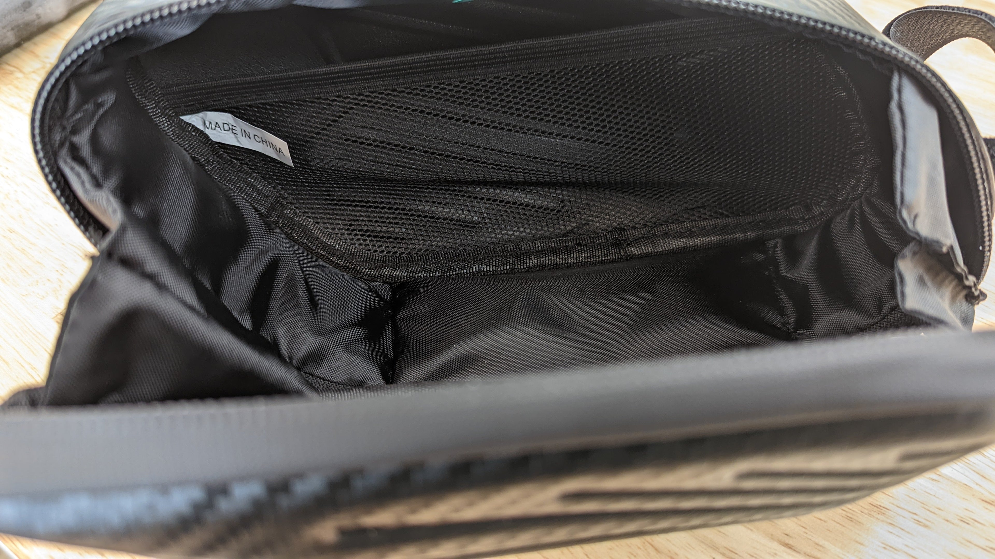 Electrify Bike Hard-case Large Saddlebag Clip-on